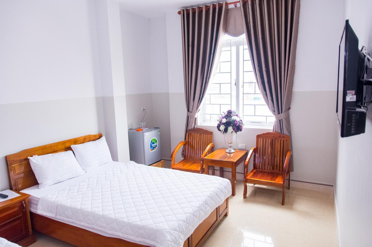 Hoang Thinh Hotel Kon Tum Ngoại thất bức ảnh