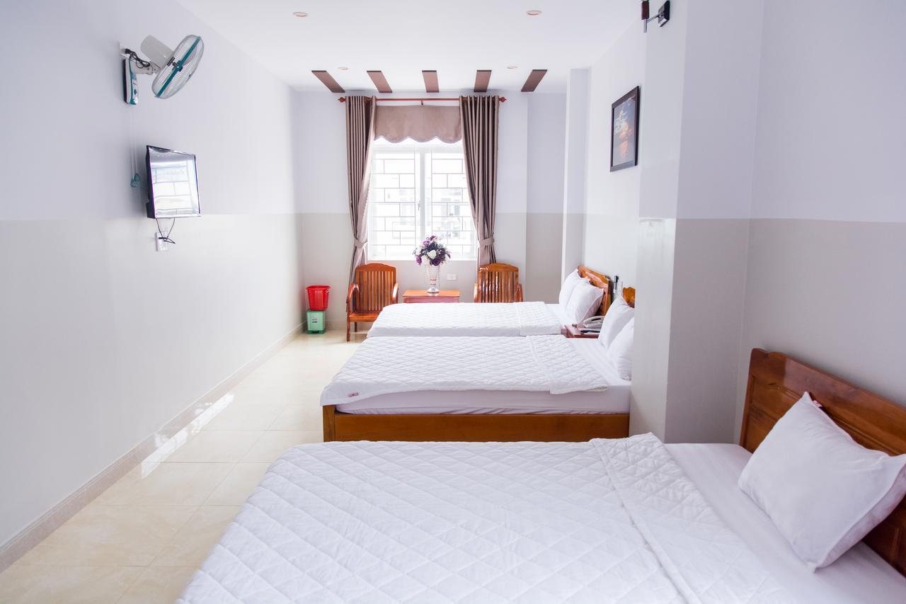 Hoang Thinh Hotel Kon Tum Ngoại thất bức ảnh