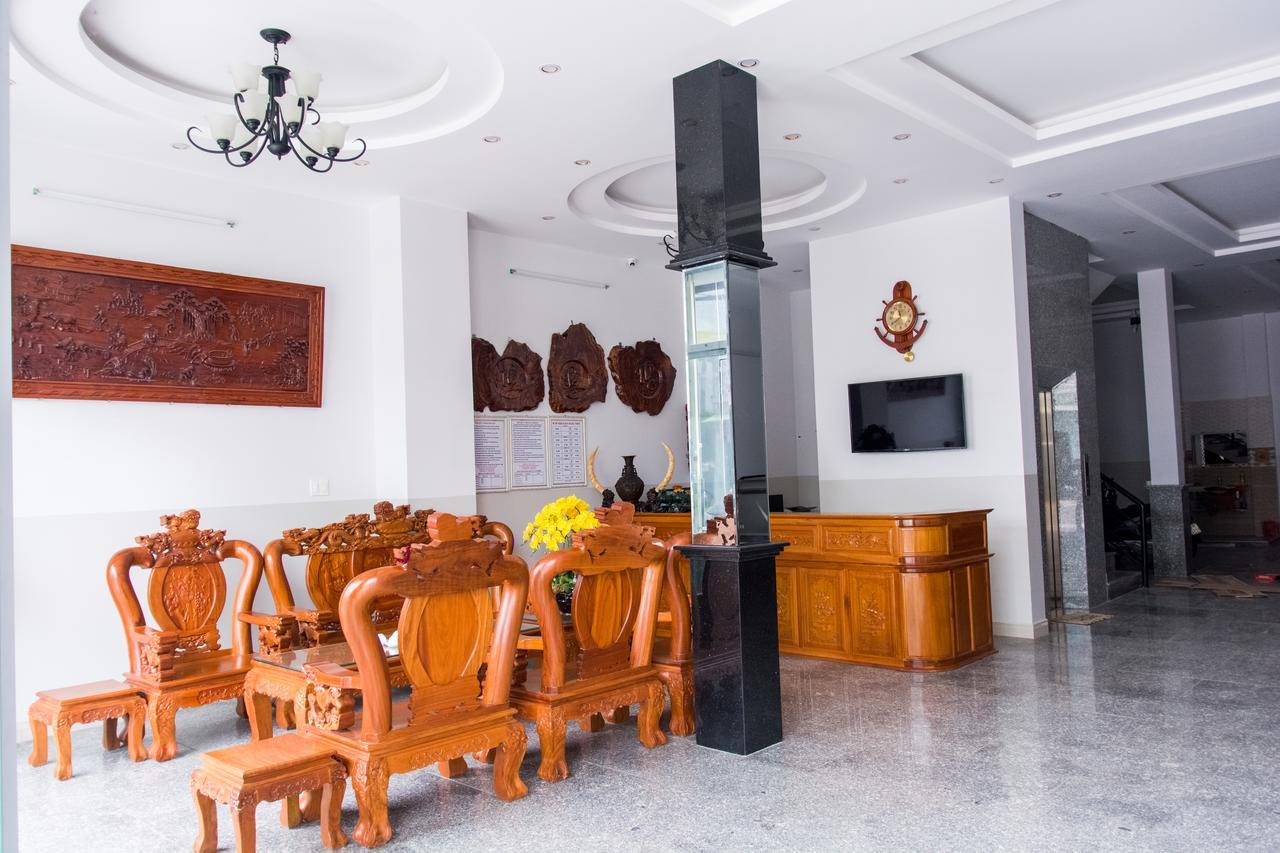 Hoang Thinh Hotel Kon Tum Ngoại thất bức ảnh